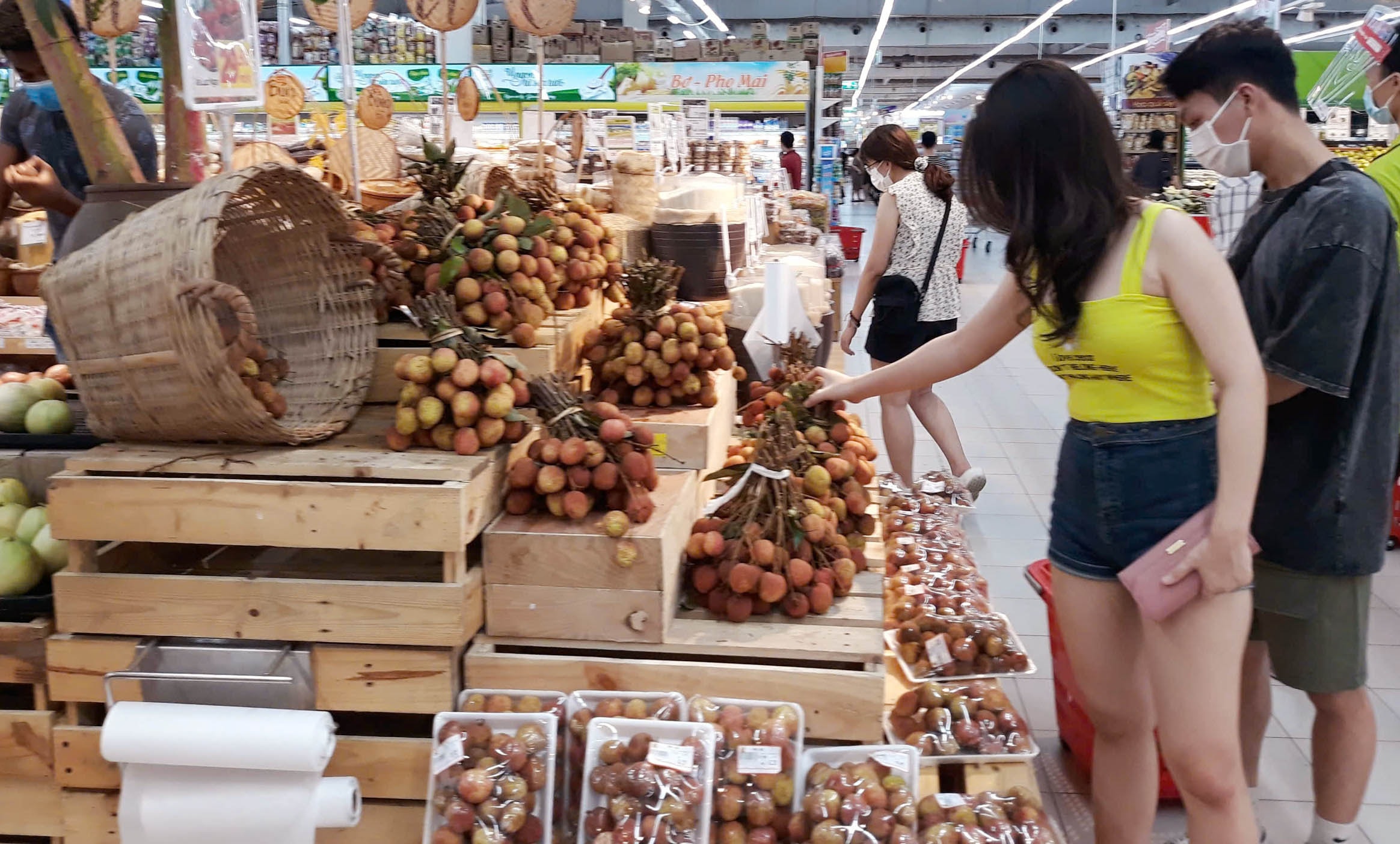 Hàng nghìn sản phẩm xanh giảm giá sâu tại siêu thị