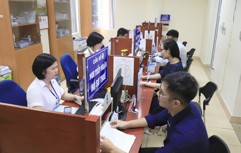 Hạn cuối gửi đề nghị gia hạn thời gian nộp thuế và tiền thuê đất là ngày 2-11-2026